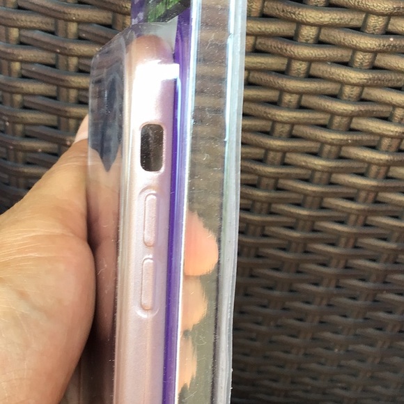 NEW CWLL PHONE CASE - Picture 4 of 5